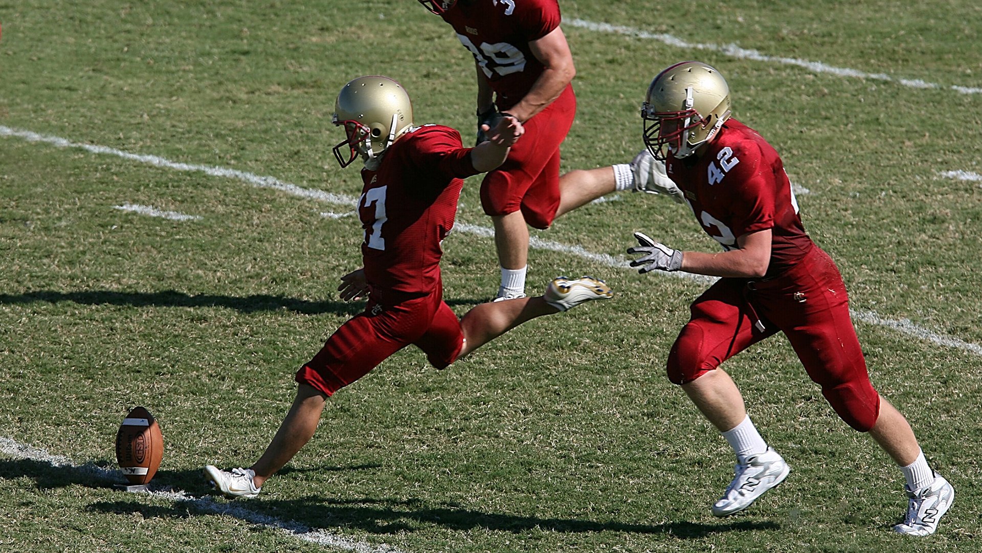 巴特勒意外战胜利物浦,比赛局势复杂引爆全场!上演精彩一战